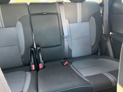 Used 2025 Chevrolet Blazer LT image 33