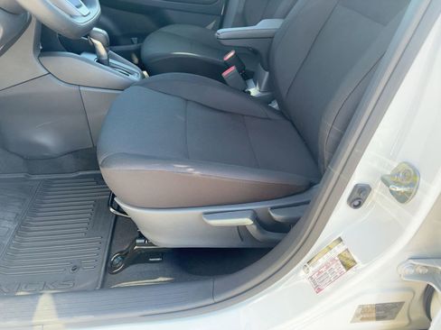 New 2025 Nissan Kicks Play S image 14