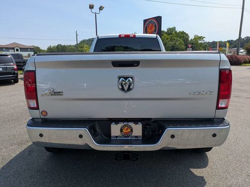 Used 2017 RAM 3500 Tradesman w/ Chrome Appearance Group AWD/4WD image 5