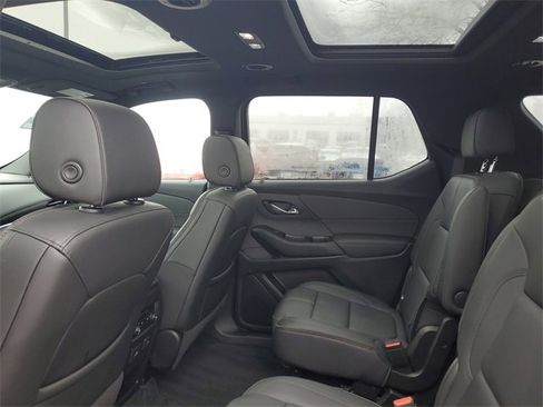 Certified 2023 Chevrolet Traverse RS image 10