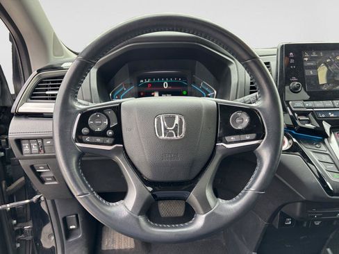 Used 2021 Honda Odyssey Touring image 12