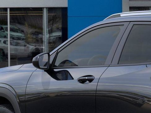 New 2026 Chevrolet Trax ACTIV w/ Sunroof Package FWD image 41