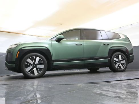 Used 2026 Hyundai Ioniq 9 SEL image 38