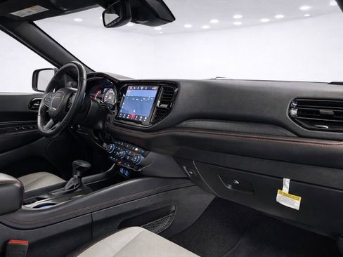 Used 2024 Dodge Durango GT image 26