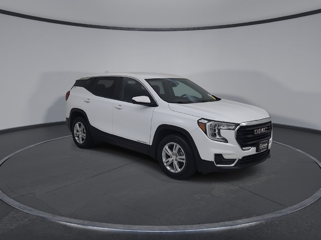 Used 2024 GMC Terrain SLE AWD/4WD image 3