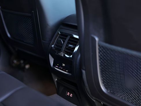 Used 2024 BMW X3 xDrive30i image 60