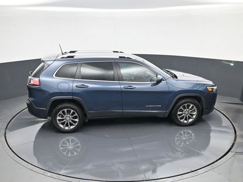 Used 2020 Jeep Cherokee Latitude Plus w/ Cold Weather Group image 28