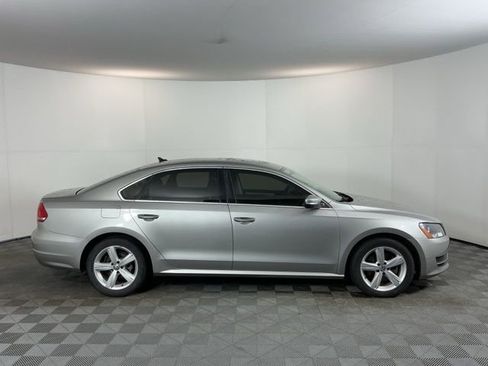 Used 2013 Volkswagen Passat 2.5 SE image 4