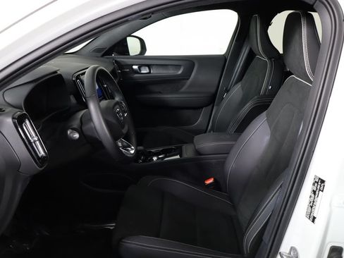 Used 2023 Volvo C40 P8 Recharge Ultimate AWD/4WD image 14