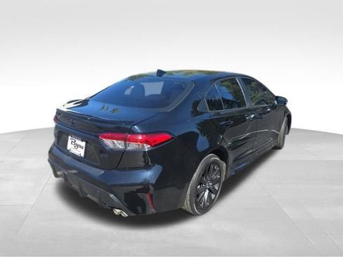 Used 2023 Toyota Corolla SE w/ Carpet Mat Package (TMS) image 6