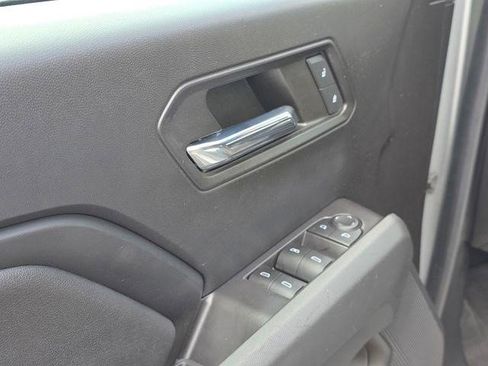 Certified 2023 Chevrolet Colorado LT RWD image 11