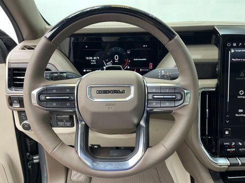 New 2026 GMC Yukon Denali w/ Advanced Technology Package AWD/4WD image 17