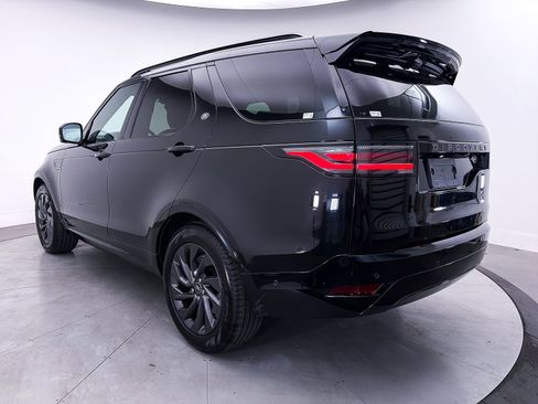 Used 2023 Land Rover Discovery S R-Dynamic AWD/4WD image 15