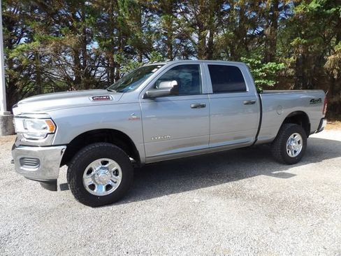 Used 2022 RAM 2500 Tradesman AWD/4WD image 1