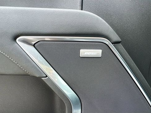 Used 2025 GMC Sierra 1500 SLT image 10