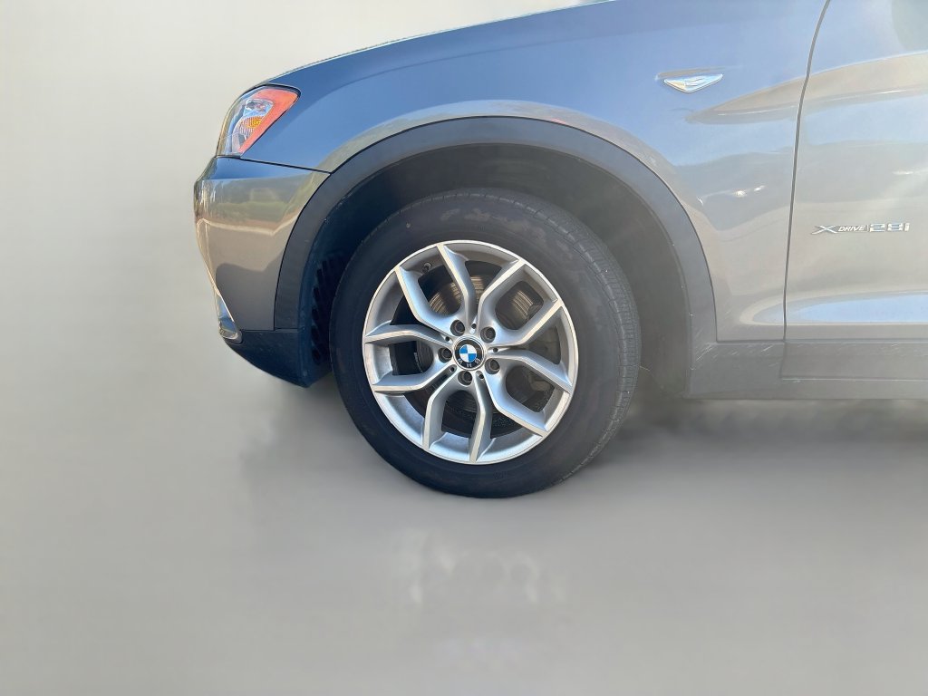 Used 2013 BMW X3 xDrive28i AWD/4WD image 12