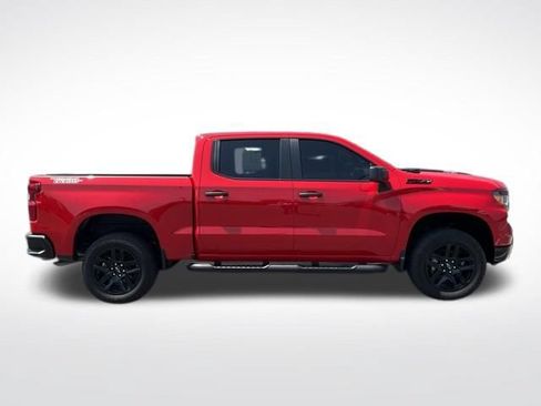 Used 2024 Chevrolet Silverado 1500 Custom Trail Boss w/ Turbomax Blackout Package AWD/4WD image 16