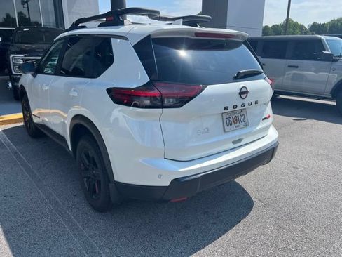 Used 2025 Nissan Rogue SV w/ Rock Creek Premium Package AWD/4WD image 5