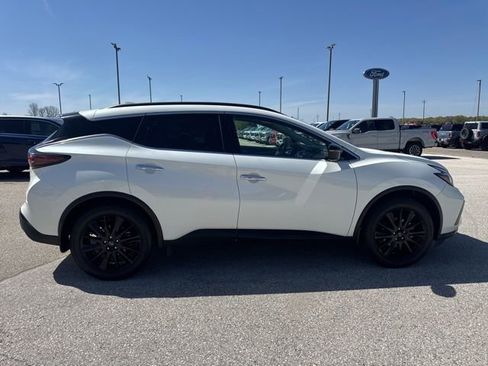 Used 2024 Nissan Murano SV w/ SV Midnight Edition Package AWD/4WD image 2