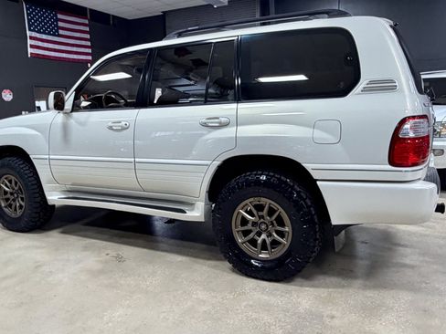 Used 2000 Lexus LX 470 4WD image 11