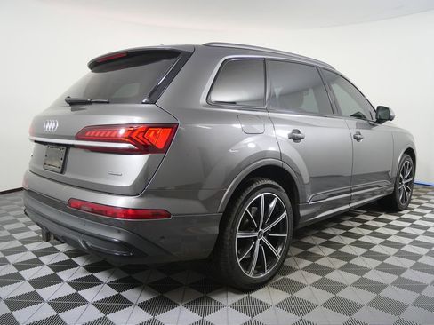 Used 2020 Audi Q7 3.0T Premium Plus w/ Premium Plus Package image 3