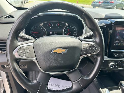 Used 2020 Chevrolet Traverse LT w/ LT Premium Package FWD image 10