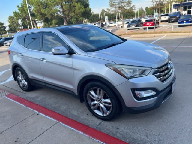 Used 2013 Hyundai Santa Fe Sport 2.0T w/ Technology Pkg FWD image 3