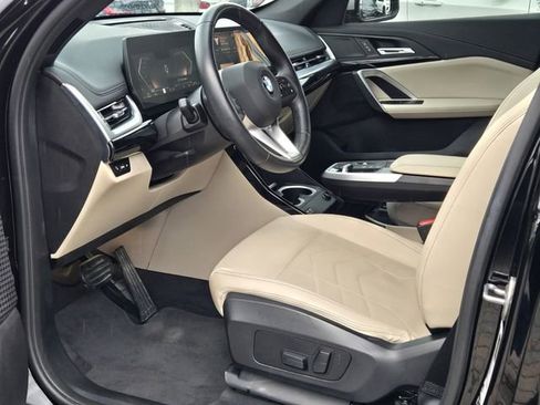 Used 2024 BMW X1 xDrive28i w/ Convenience Package image 11