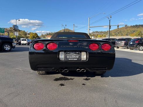 Used 2000 Chevrolet Corvette Convertible image 17