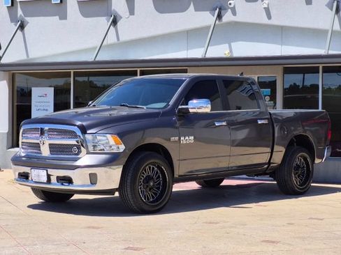 Used 2018 RAM 1500 Lone Star AWD/4WD image 3