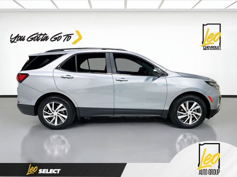 Used 2023 Chevrolet Equinox LT image 4