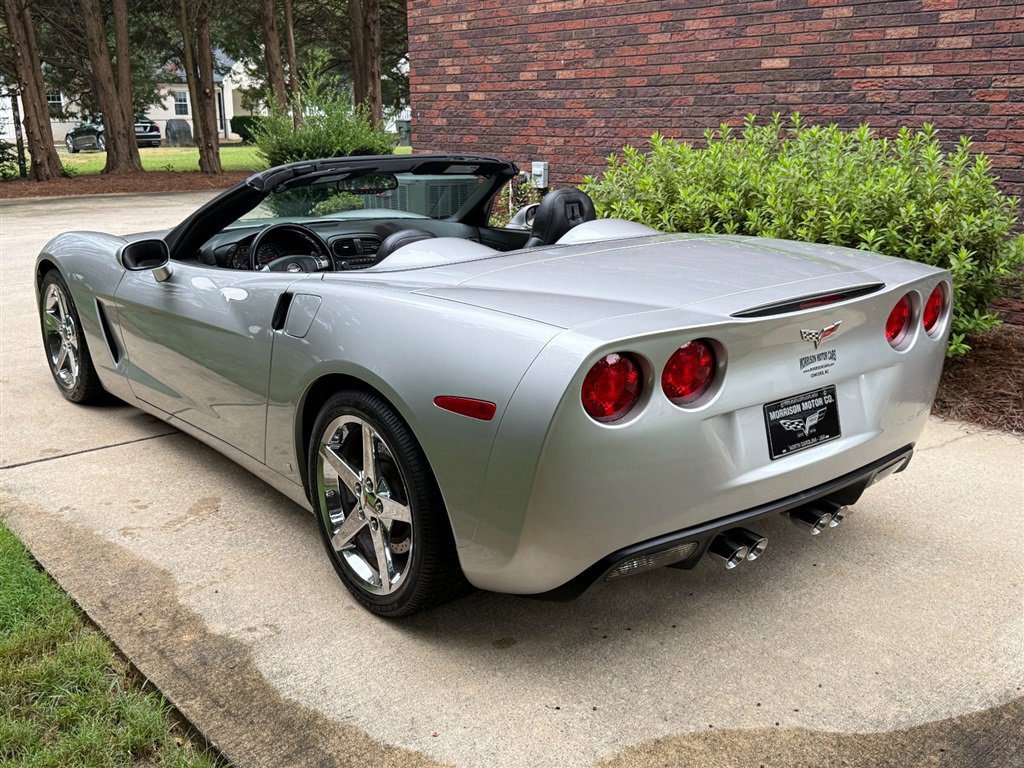 Used 2008 Chevrolet Corvette Convertible w/ Preferred Equipment Group RWD image 23