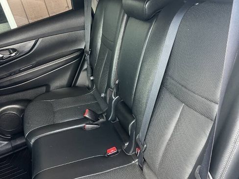 Used 2015 Nissan Rogue SL w/ SL Premium Package AWD/4WD image 9