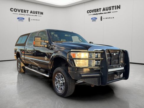 Used 2011 Ford F250 Lariat w/ Lariat Interior Pkg AWD/4WD image 7