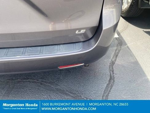 Used 2013 Toyota Sienna LE FWD image 12
