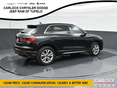Used 2023 Audi Q3 2.0T Premium w/ Convenience Package AWD/4WD image 3