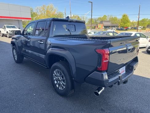 New 2026 Toyota Tacoma Limited AWD/4WD image 7