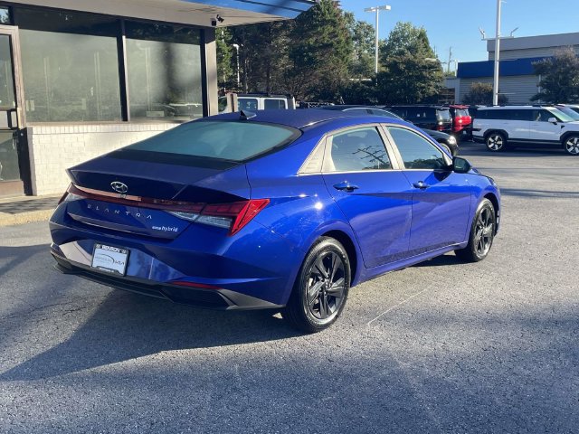 Certified 2023 Hyundai Elantra Blue FWD image 6