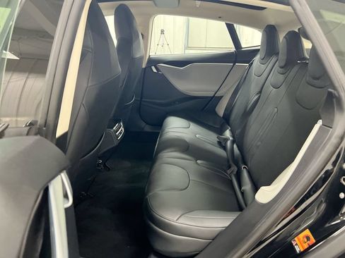 Used 2015 Tesla Model S 70D AWD/4WD image 22