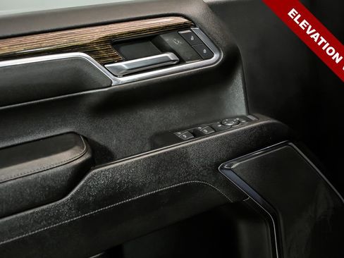 Used 2023 GMC Sierra 1500 Elevation AWD/4WD image 9
