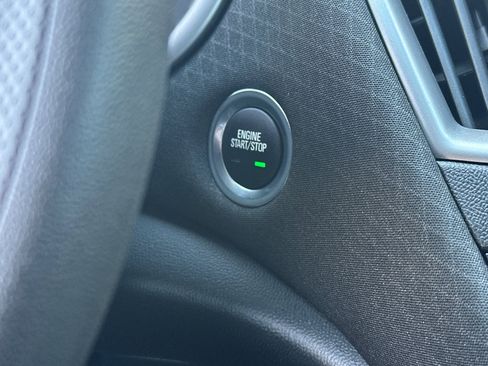 Used 2022 Chevrolet Malibu LT image 21