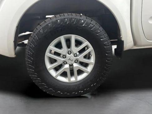 Used 2017 Nissan Frontier SV RWD image 25