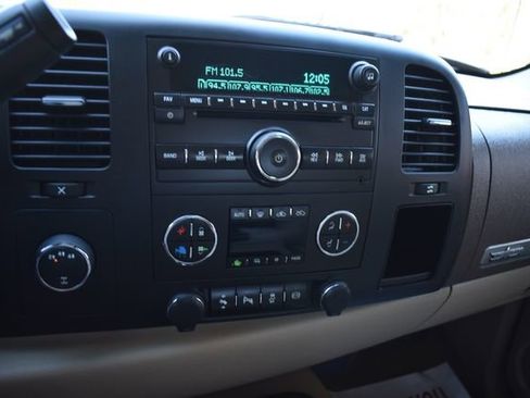 Used 2014 Chevrolet Silverado 2500 LT w/ Texas Edition image 14