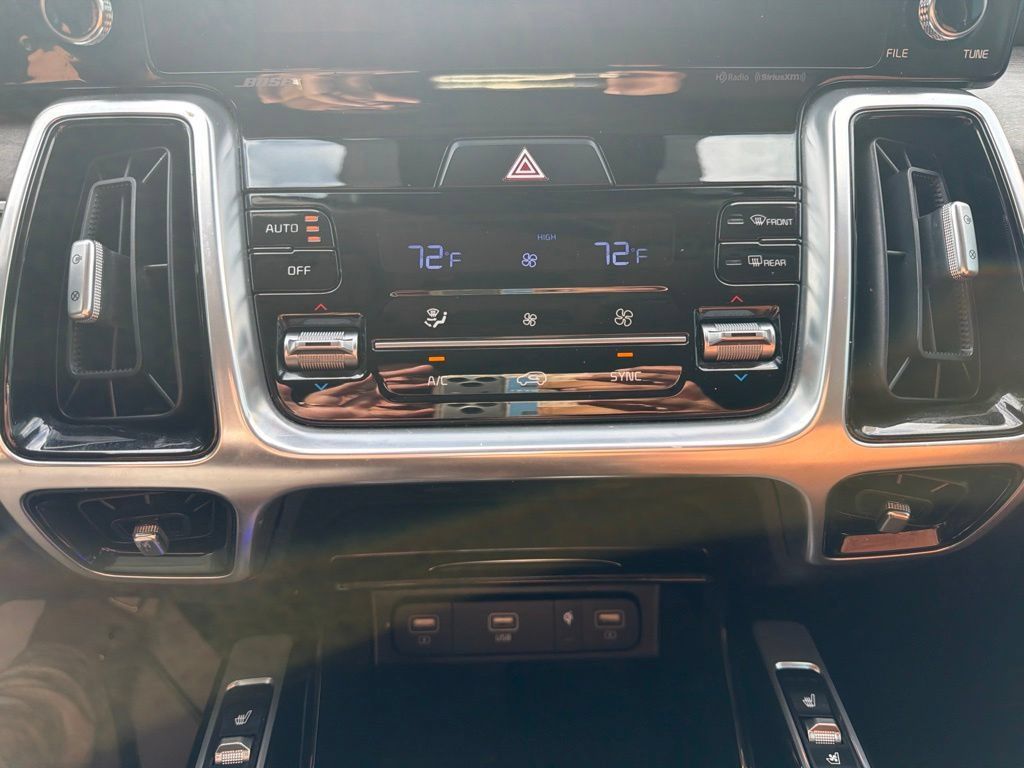 Used 2021 Kia Sorento SX Prestige AWD/4WD image 25