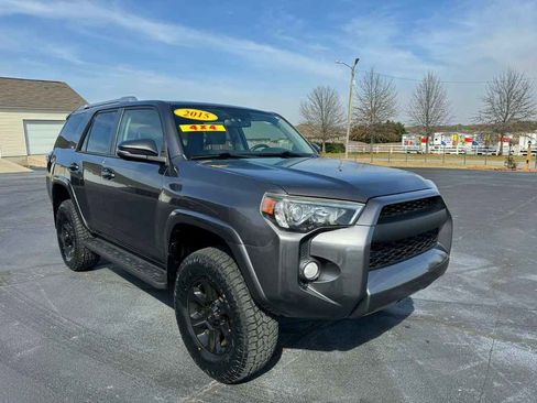Used 2015 Toyota 4Runner SR5 Premium image 7