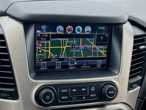 Used 2020 GMC Yukon XL Denali RWD image 9