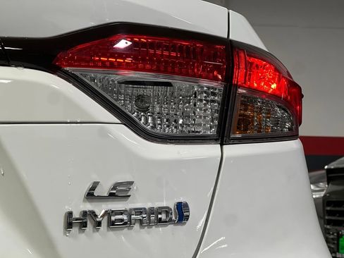 Certified 2023 Toyota Corolla LE image 10