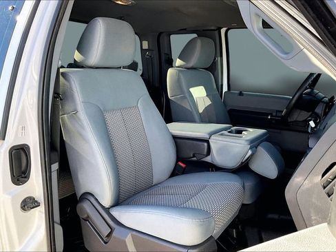 Used 2014 Ford F250 XL w/ Power Equipment Group image 7