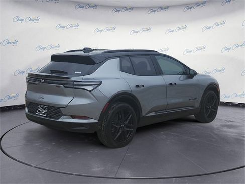 New 2026 Chevrolet Equinox EV RS image 5