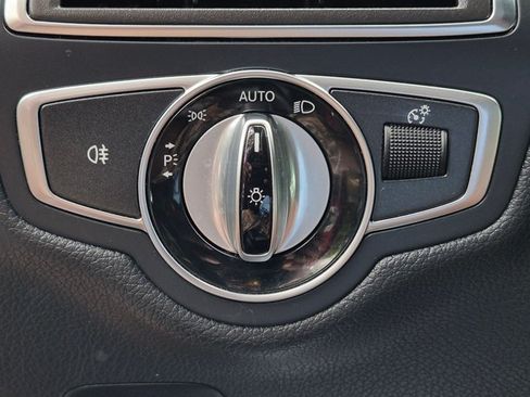 Used 2016 Mercedes-Benz C 300 Sedan image 10